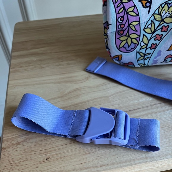 NWT Vera Bradley Essential Sling Backpack ~ MADDALENA PAISLEY ~ Full Size Cotton - Picture 6 of 10